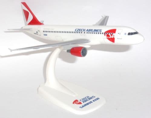 Airbus A320 CSA Czech Airlines Herpa Snap Fit Collectors Model Scale 1:200 E
