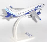 Airbus A320 Indigo Airlines India Lupa Snap Fit Collectors Model Scale 1:200 EL