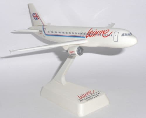 Airbus A320 Leisure International Vintage Model Collectors Model Scale 1:200 P-