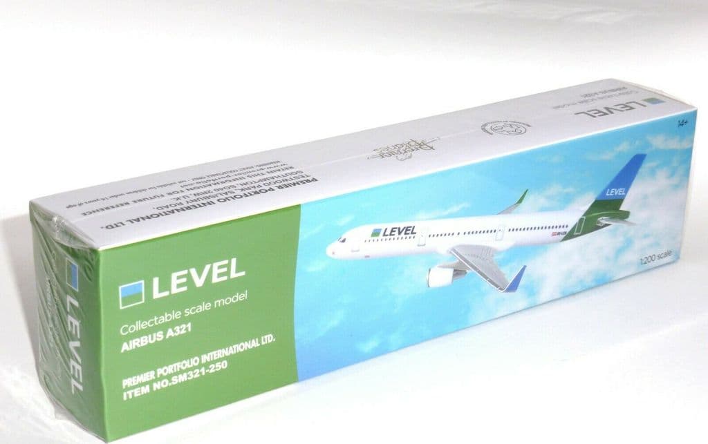 Airbus A321 Level Airlines Austria Snap Fit Collectors Model Scale 1:200       G 
