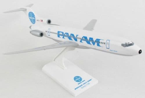 Boeing 727-200 Pan Am Pan American  Skymarks Collectors Model 1:200 SKR1066 E