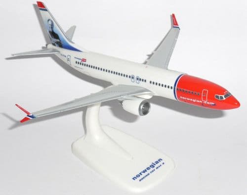 Boeing 737 MAX 8 Norwegian Air Shuttle Sir Freddie Laker Collectors Model Scale 1:200 611817 E