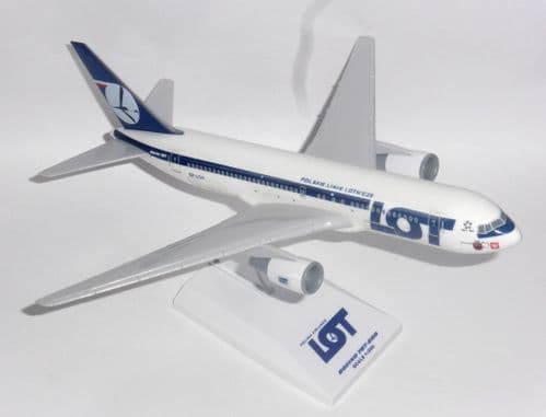 Boeing 767-200 LOT Polish Airlines Resin Skymarks Collectors Model 1:200 EJ