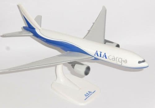 Boeing 777-200 AIA Cargo Corporate Snap Fit Collectors Model Scale 1:200 EJ
