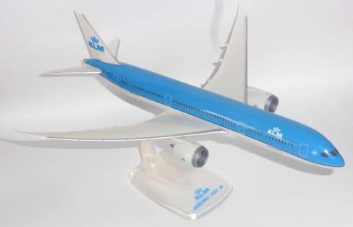 Boeing 787-9 KLM Royal Dutch Airlines Snap Fit Collectors Model Scale 1:200 E