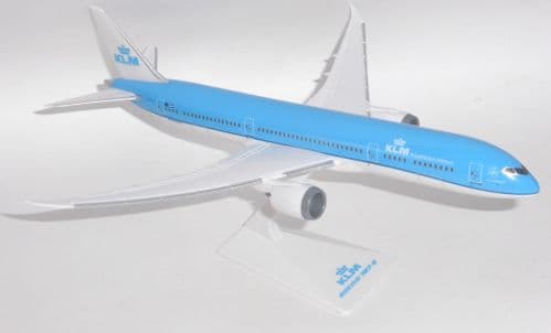 Boeing 787-9 KLM Royal Dutch Airlines Snap Fit Collectors Model Scale 1:250 P