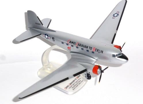 Douglas DC-3 / C-47 US Army Air Force Herpa Collectors Model Scale 1:100 E
